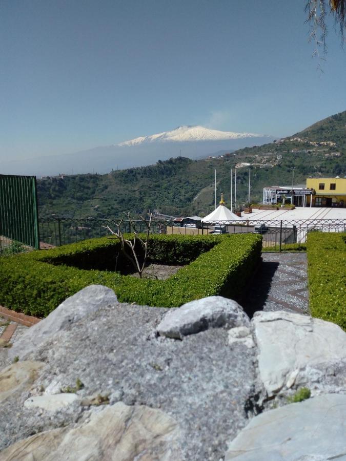 Franca'S Apartment Taormina Exterior foto